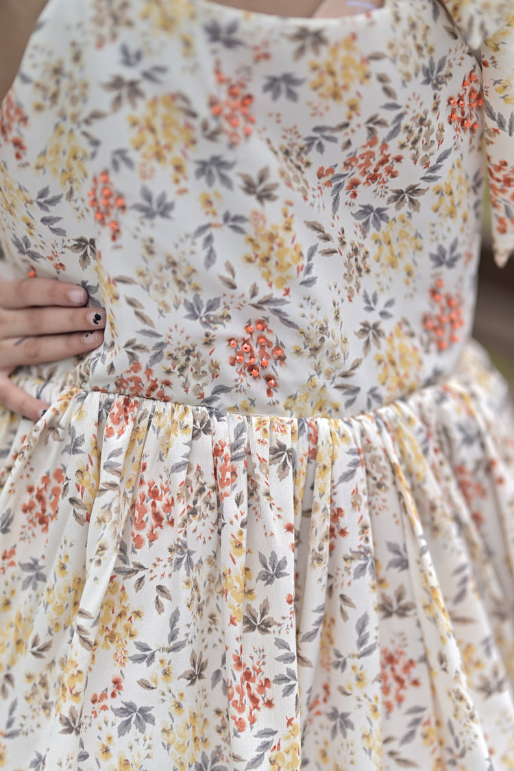 The lily charm dress