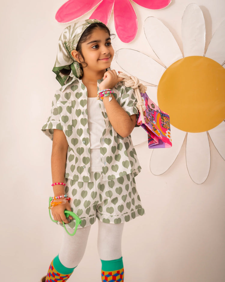 Green hearts shorts set