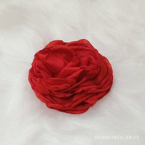 ROSE FLOWER PIN