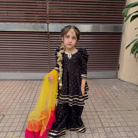 Black flora Gharara set