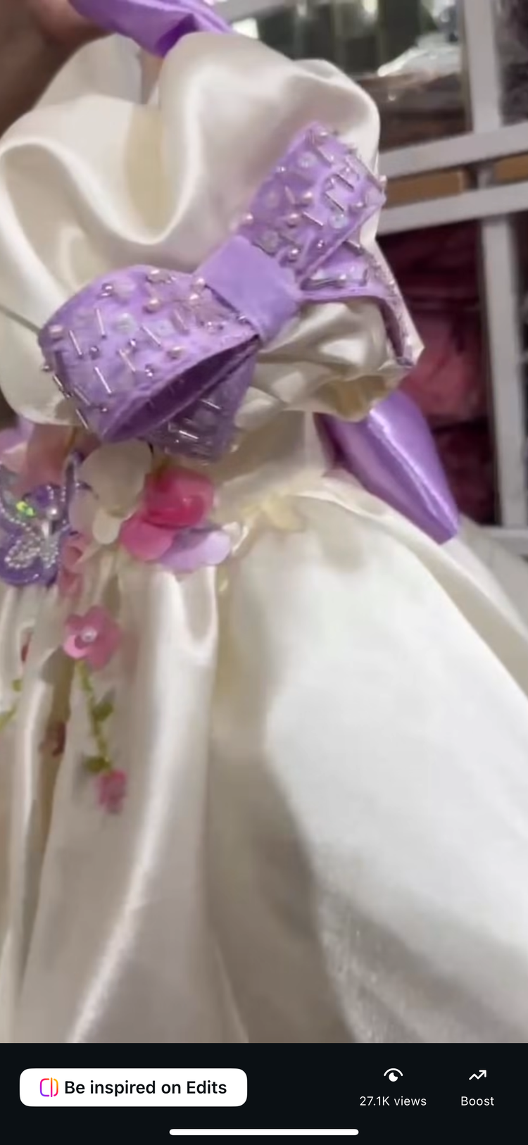 Lilac floral Aura