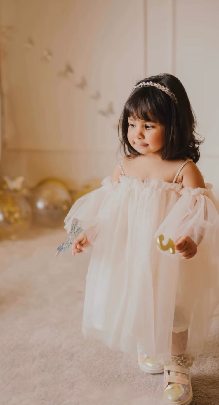 Dua's Snowflake dress