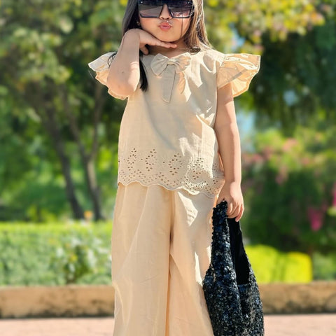 The beige chikankari set ec26