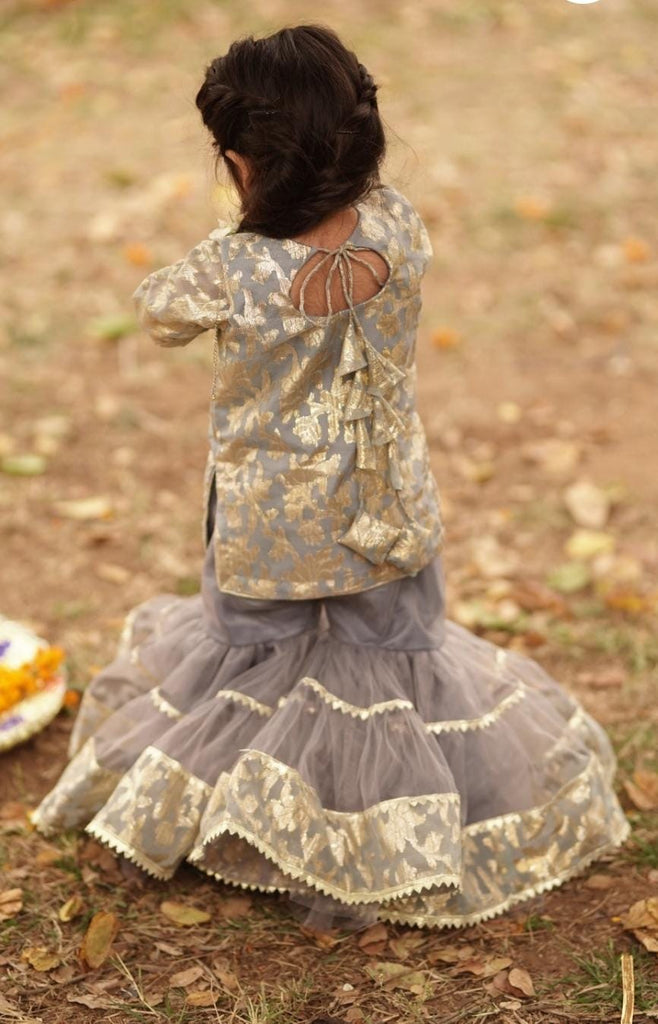 Kanwal Gharara set