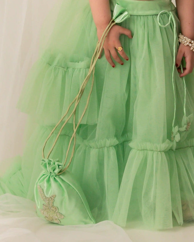 Pistachio zoya potli ec26