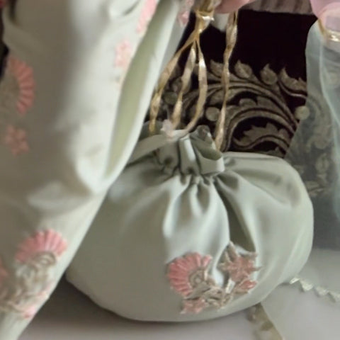 Gul mohar potli pistachio ec26