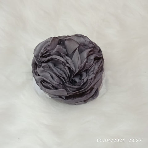 ROSE FLOWER PIN
