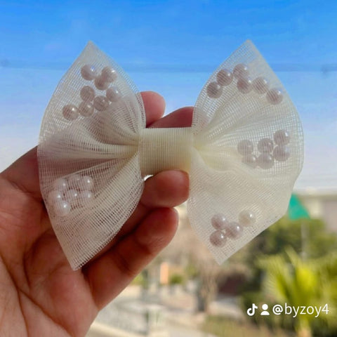 BEADED BOW