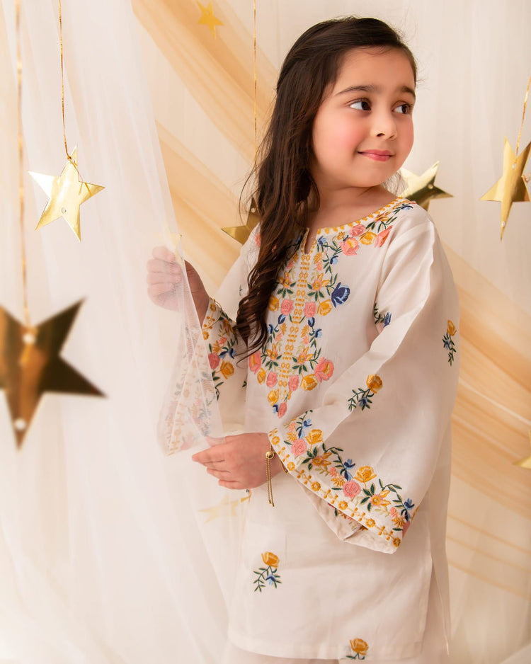 Dhanak white set ec26