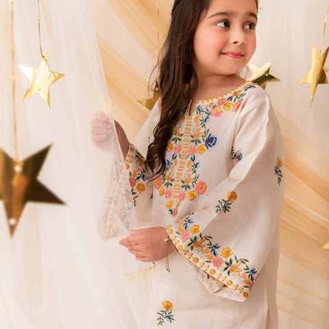 Dhanak white set ec26