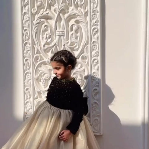 The Narnia black frock
