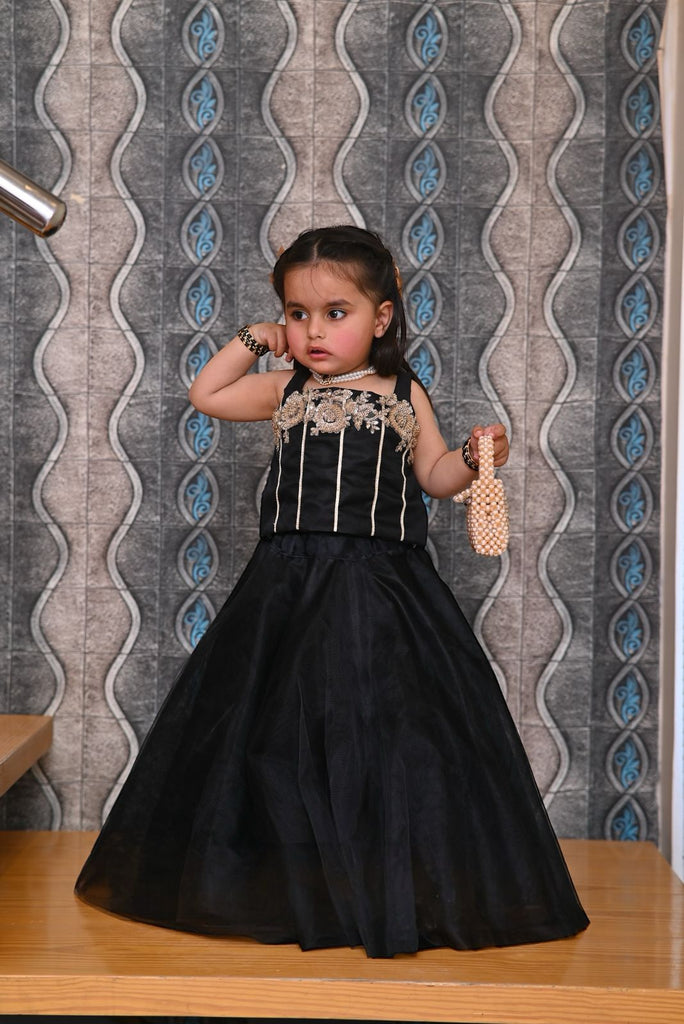 Amaya Black lehenga set