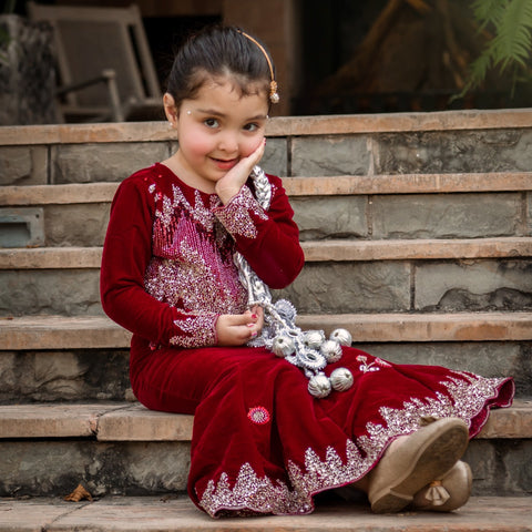 The hoorie mermaid dress (maroon)