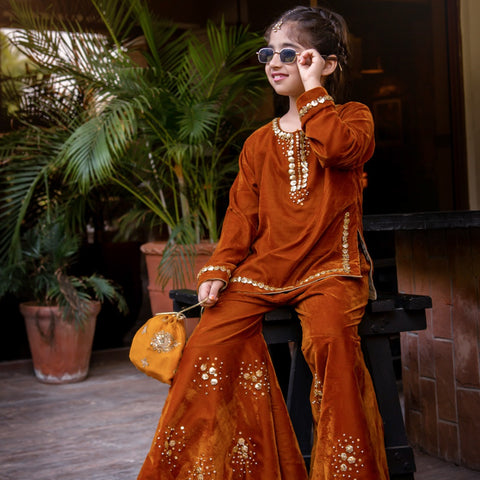 The banafsheh velevet set