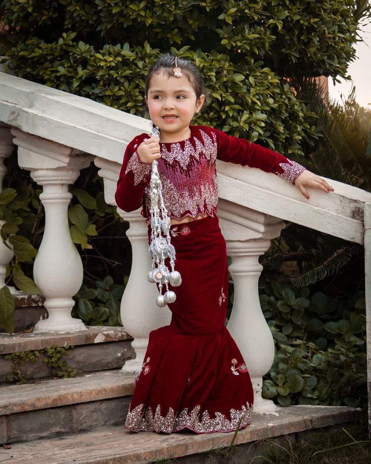 The hoorie mermaid dress (maroon)