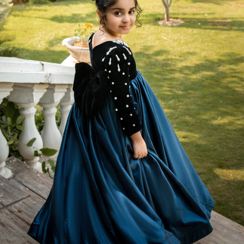 The damsel blue black frock