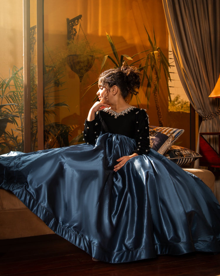 The damsel blue black frock