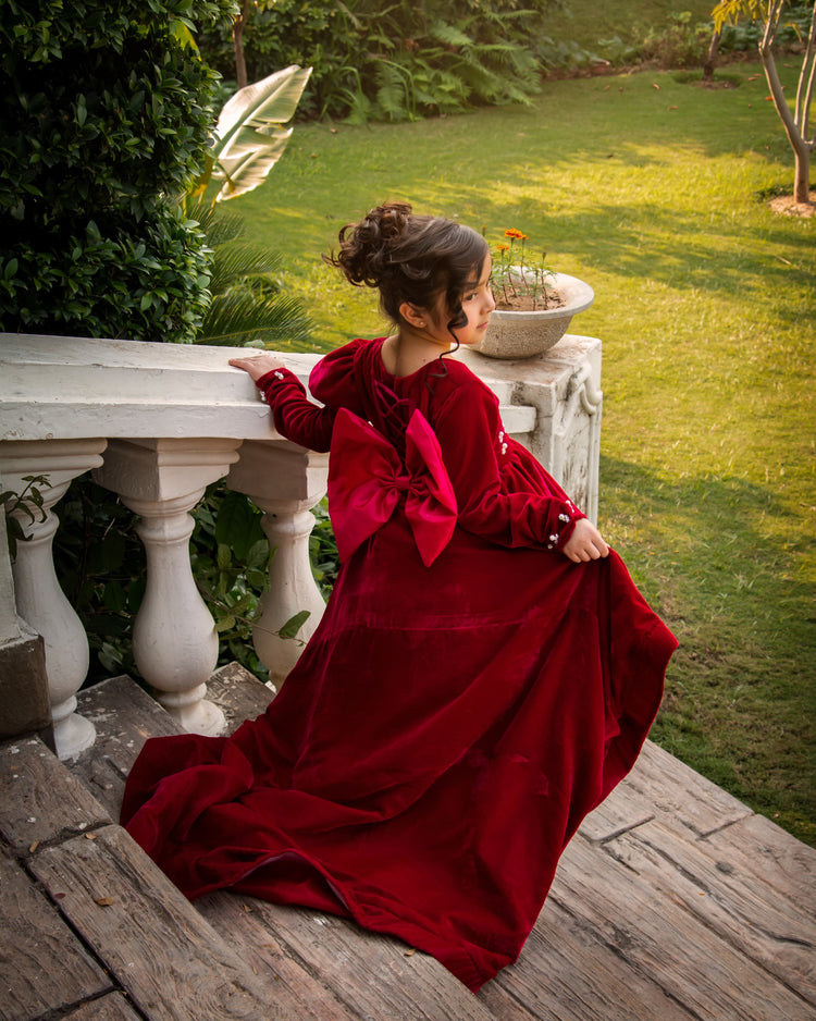 The harley valvet tail dress (maroon)